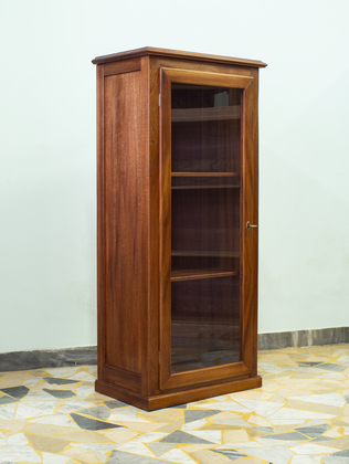Couple of Bookcases in Mahogany wood