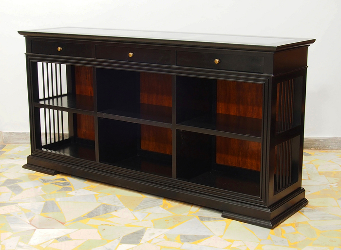 TV-Möbel mit Tischplatte aus Glas