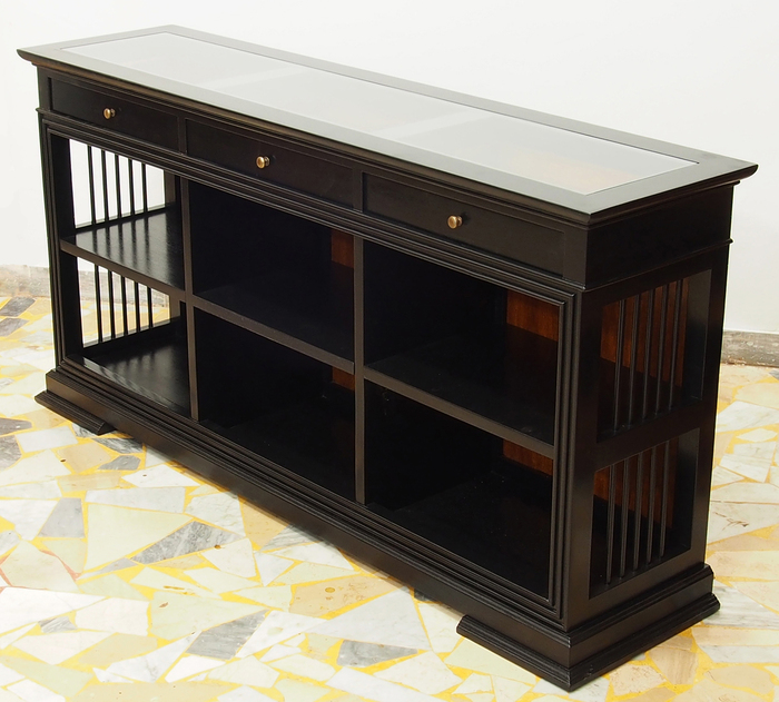 TV-Möbel mit Tischplatte aus Glas