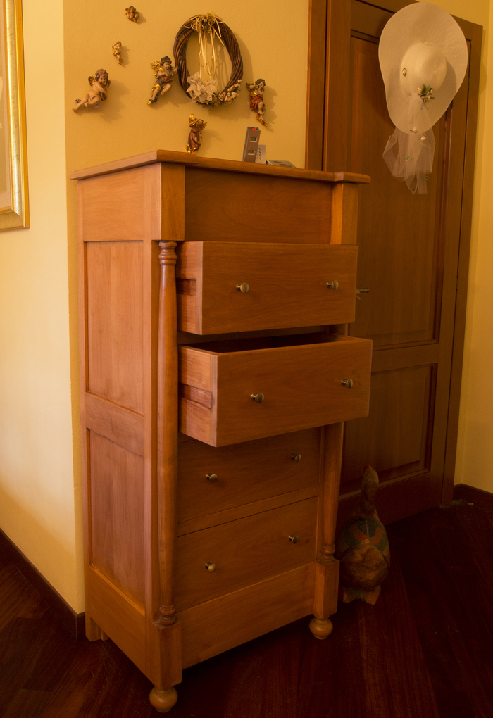 Cassettiera in Okumè