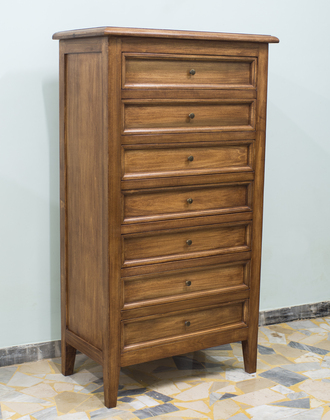Seven Drawers Dresser