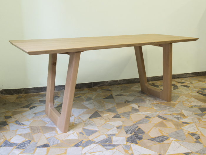 Moderner Esstisch in Massiv - Kastanie 