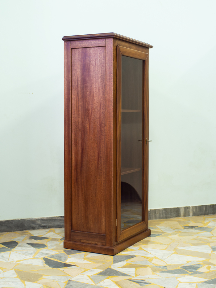 Mahagoni Bücherregal mit Glastüre