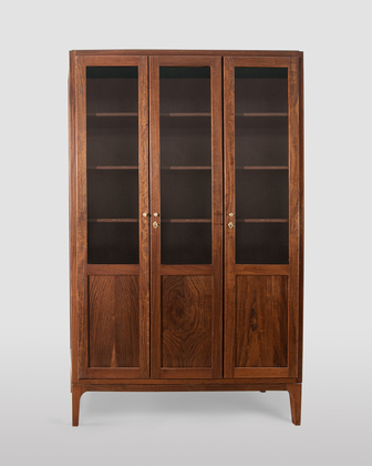 Schrank aus massivem Nussbaumholz, 3-türig 