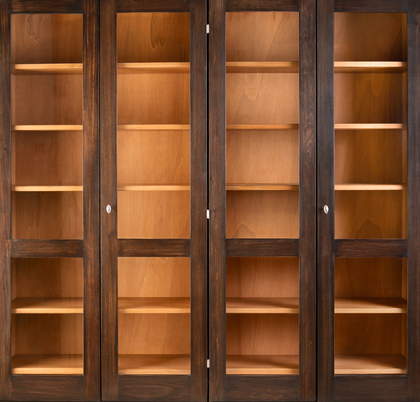 Minimal Style Bookshelf