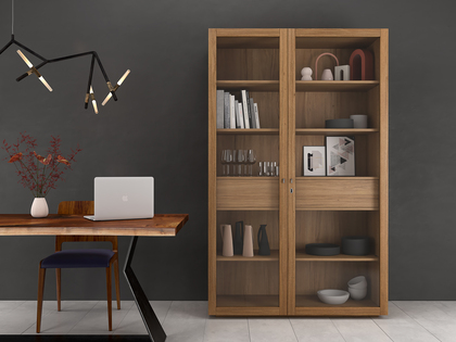 Asymmetrischer Schrank  