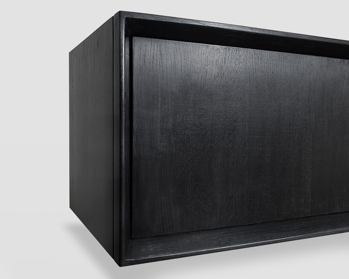 Wandvitrine im minimalistischen Stil