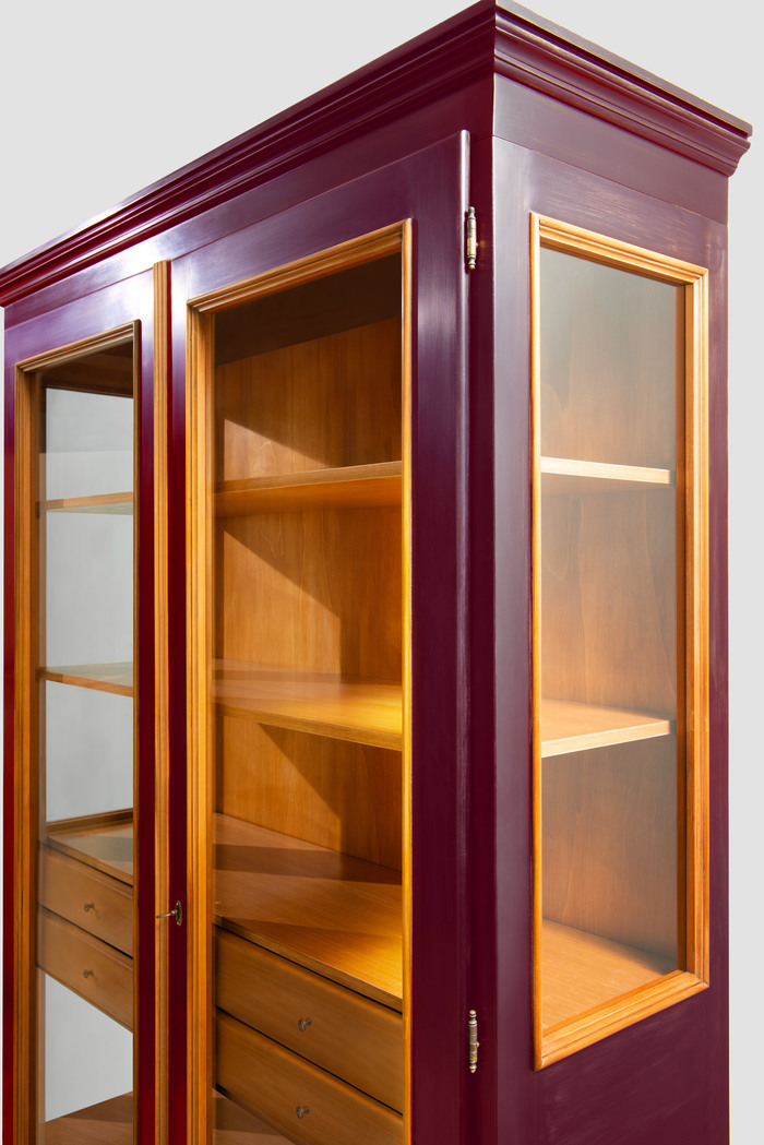 Vetrina Due Ante Con Cassetti