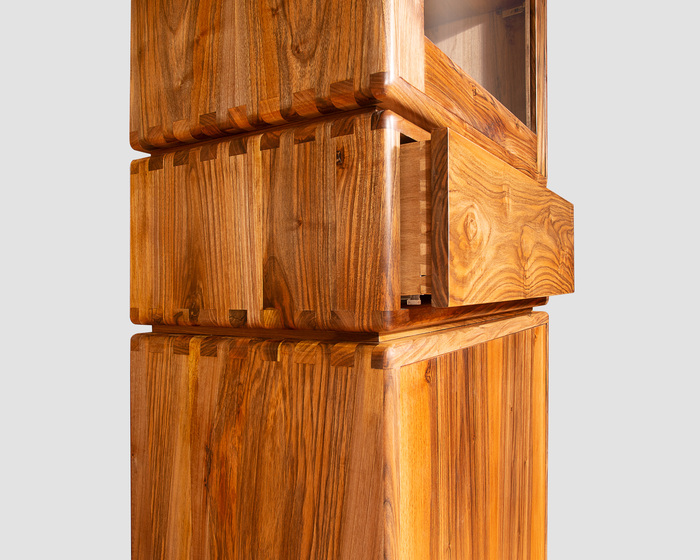 Vetrina Stile Nordico In Noce 