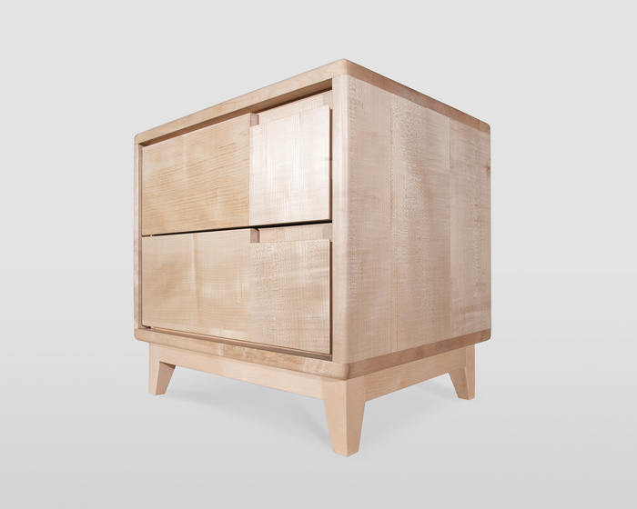 Comodino Artigianale Scandinavo in Acero Massello con Due Cassetti