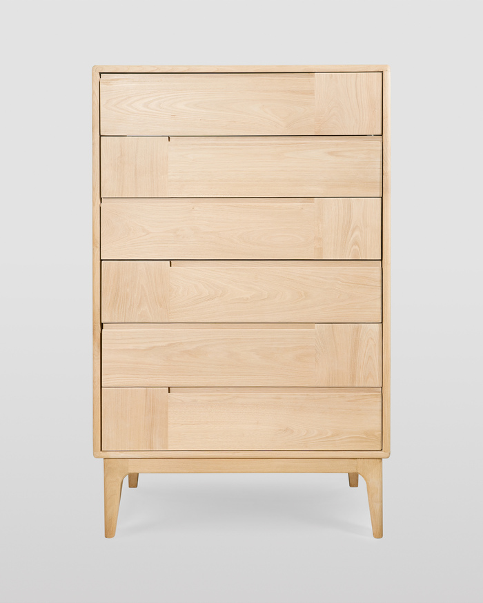 Cassettiera stile scandinavo con sei cassetti