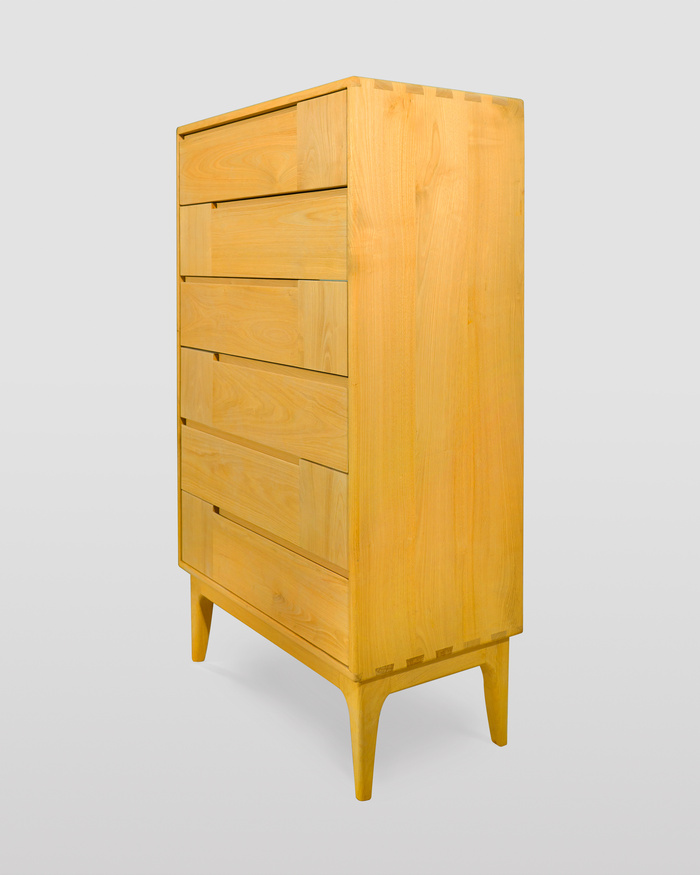 Cassettiera stile scandinavo con sei cassetti