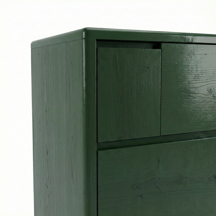 Karin Dresser – Comò Scandinavo in Tulipier Massello con 3 Cassetti, Finitura Verde Muschio  