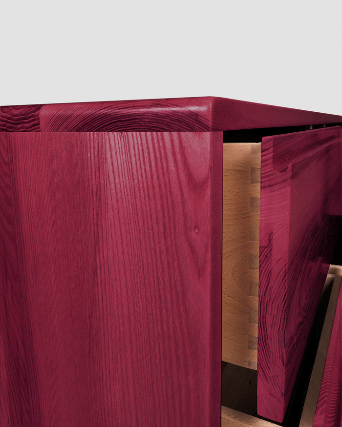 Zhu Burgundy Dresser – Cassettiera in Frassino Massello dal Design Contemporaneo