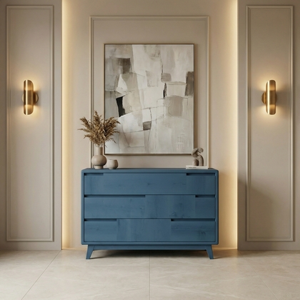 Karin Dresser – Comò Scandinavo in Tulipier Massello con 3 Cassetti, Finitura Distant Blue