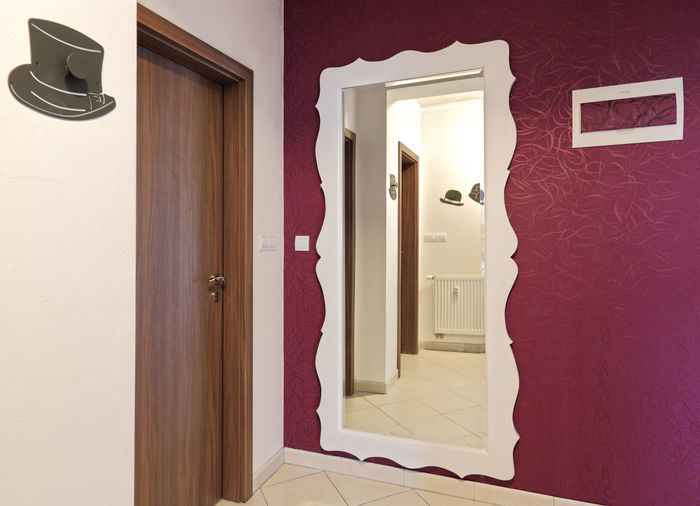 Shaped Mirror