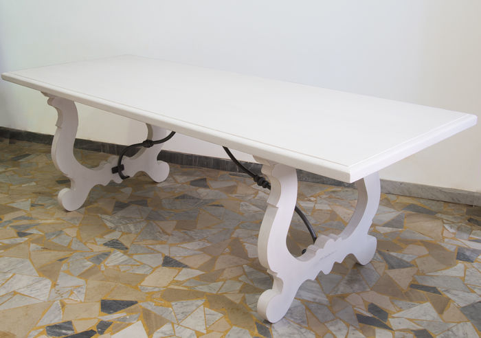 White Fratino dining Table