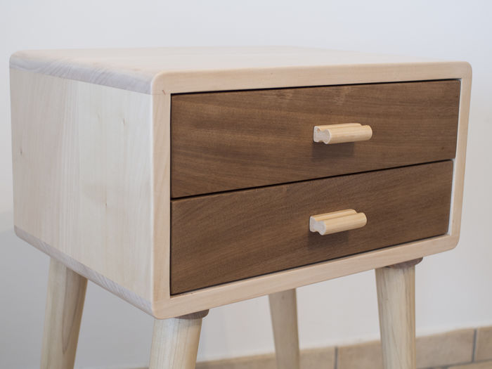 Comodino personalizzabile in stile anni 50