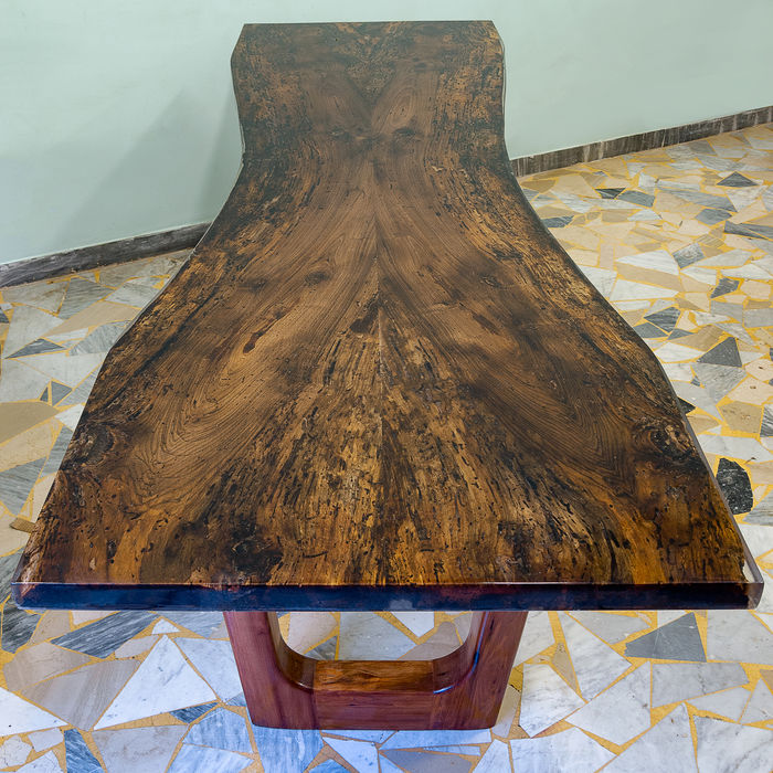 Tavolo in resina con legno di briccola