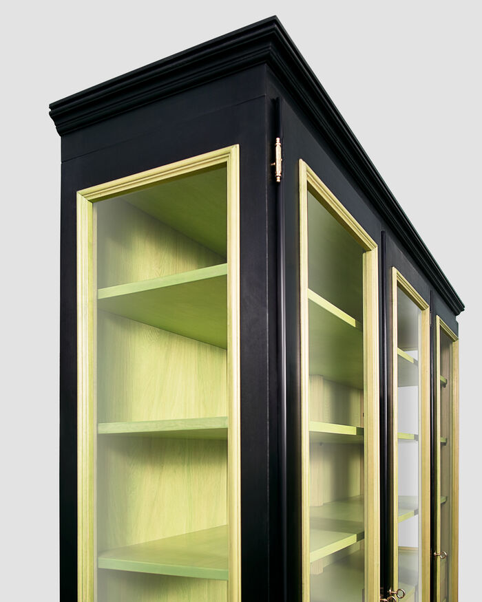 Outlandish three doors display cabinet with dresser