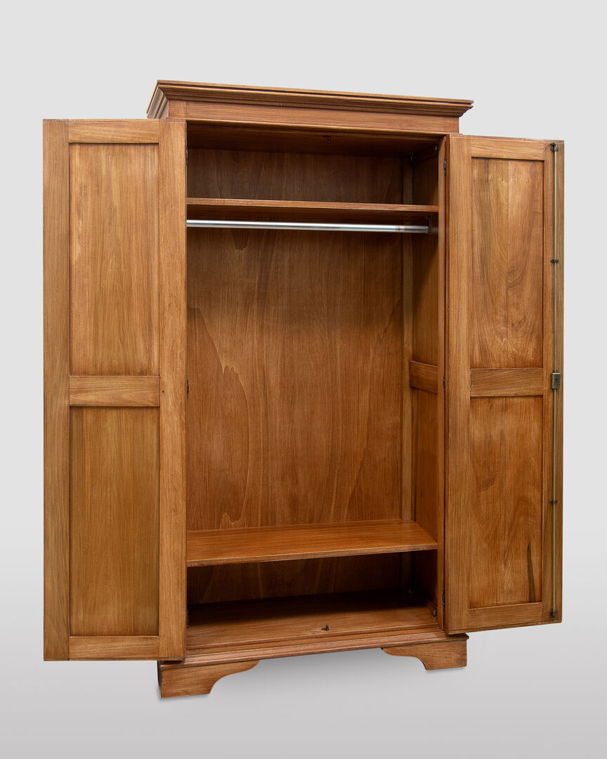 Kleiderschrank aus Toulipier Holz | EBANISTERIA GAMBELLA