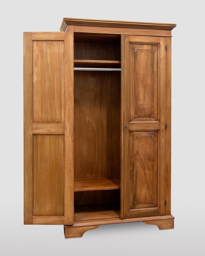 Kleiderschrank aus Toulipier Holz