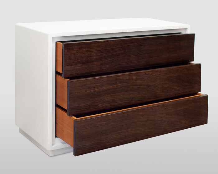 White Chest of drawers in Rosewood