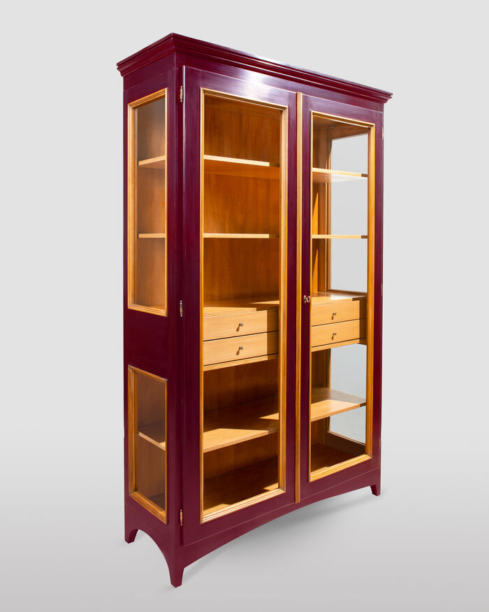 Violet Display Cabinet With Dresser