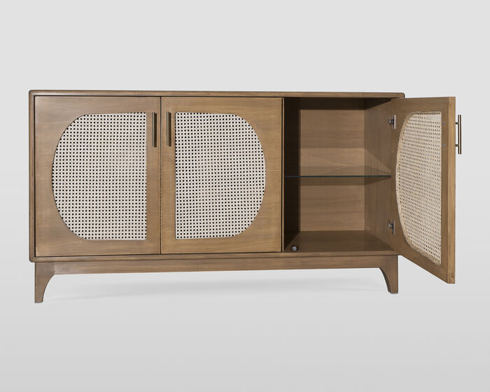 Sideboard im skandinavischen Stil mit Türen aus Wien-Stroh