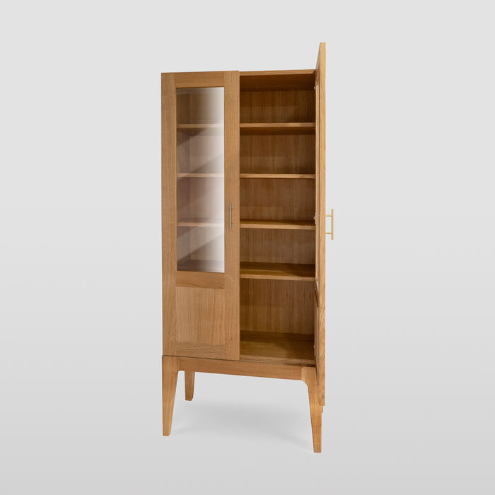 Minimalist Two-Door Solid Oak Display Cabinet – Nordic Style
