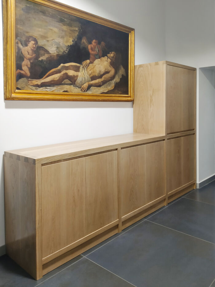 Minimalist Style Solid Oak Storage Unit